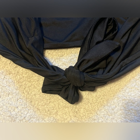 Wet Seal Black Wrap n Tie Top - Picture 5 of 7